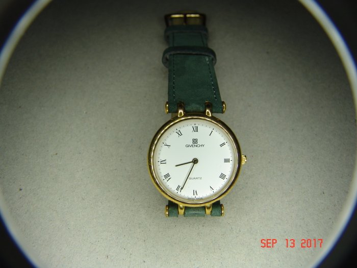 givenchy watch womens