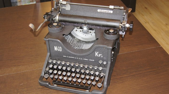 Typewriter Olivetti M40 (simplified war execution WW2)