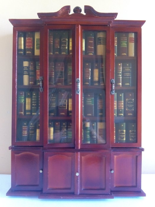 Miniature library ‘Grandes Obras de la Literatura Universal en Miniatura’ - 53 classic books - 2002