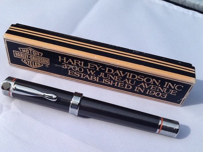 Harley-Davidson special edition fountain pen, unused!