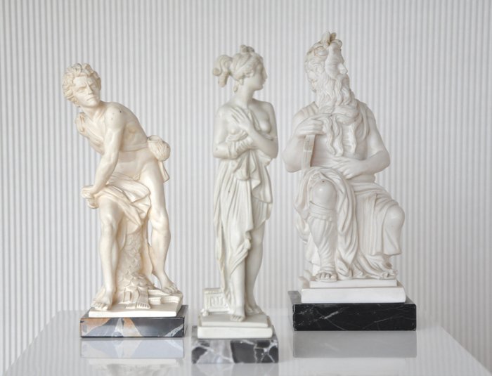 Gino Ruggeri - Lot of three large alabaster / resin / marble mythology sculptures
