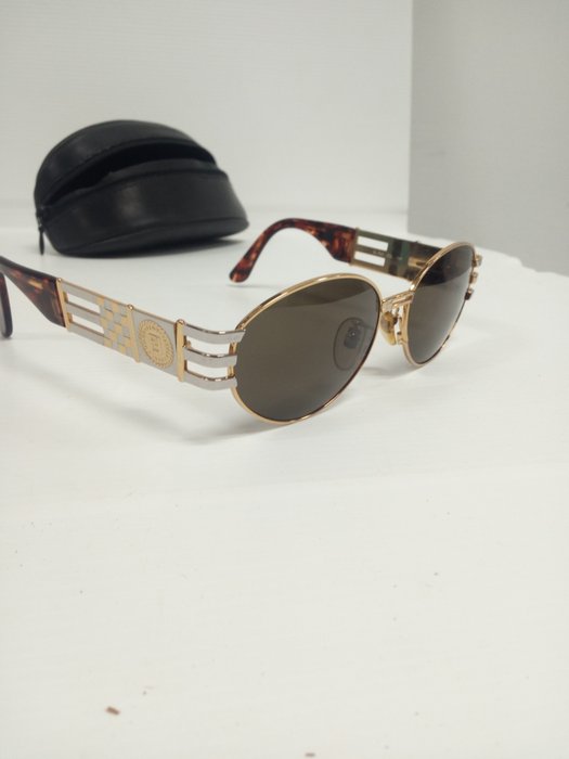 Fendi sunglasses - vintage, not a remake - Catawiki