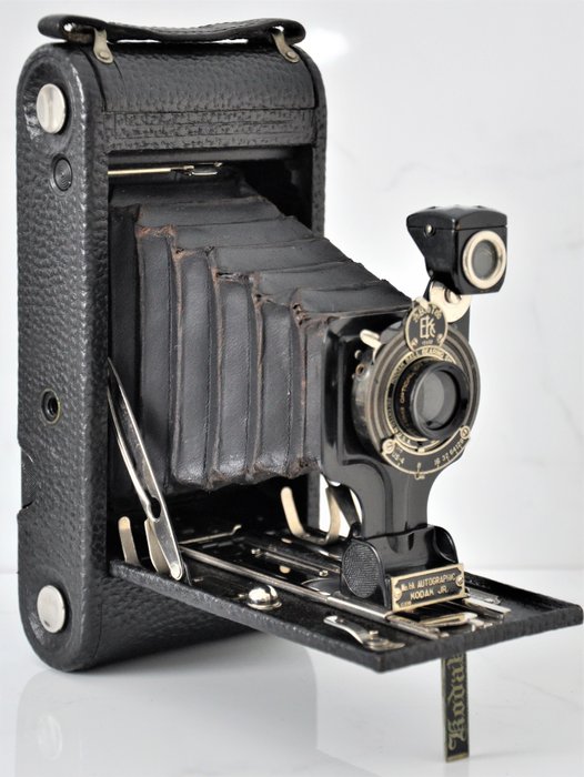 1914  KODAK  'No.1A'  Autographic KODAK JUNIOR Folding Camera.