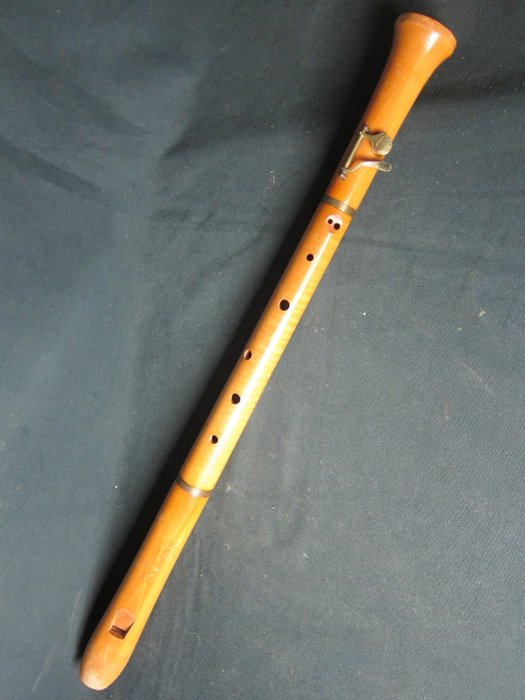 High quality wooden tenor recorder of Roessler, Germany