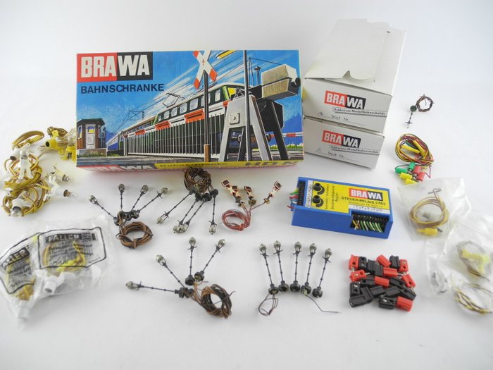Brawa H0 - 1190/3483/-82/2762 - Level crossing barrier with numerous lights, control relay and mini-LEDs including series-resistors [539]