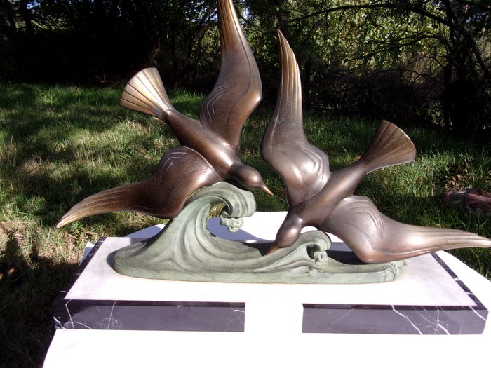 DERIC - Couple de mouettes sur la vague - Art Deco sculpture