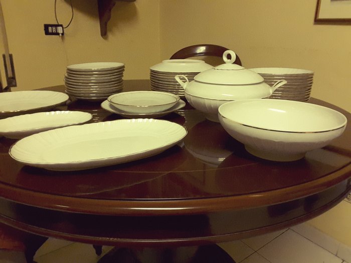 Irabia - porcelain tableware x 12 decorated in pure gold