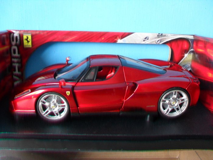 Hot Wheels Whips - Scale 1/18 - Ferrari Enzo - Red - Catawiki