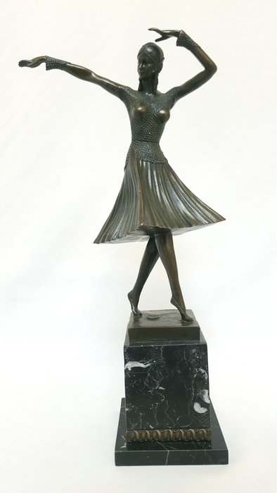D.H. Chiparus - Art Deco style bronze sculpture