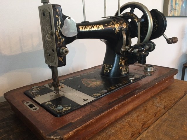 Old handmade Dürkopp Wilhelmina sewing machine, with wooden case, 1st half 20th century.