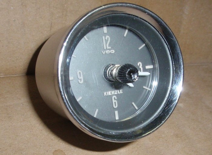Original clock VW Karmann Ghia 12 volts