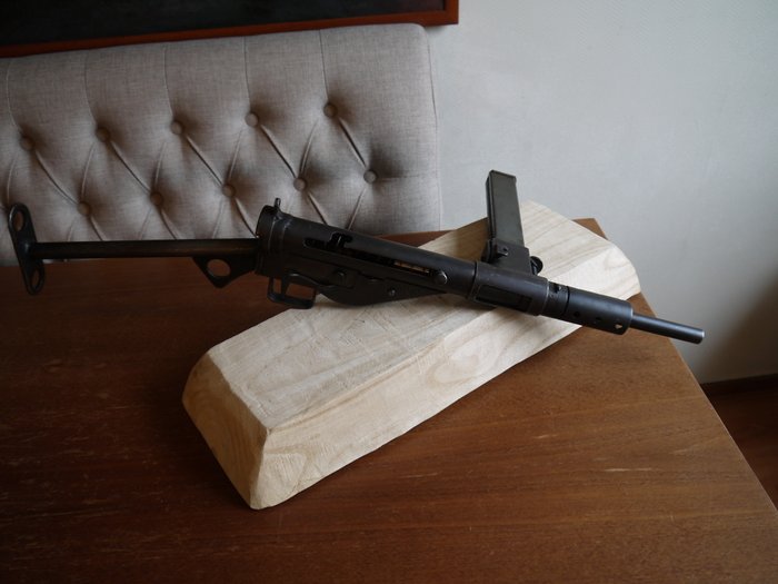 Very nice Original Stengun MK2 WW2. Deacitvated