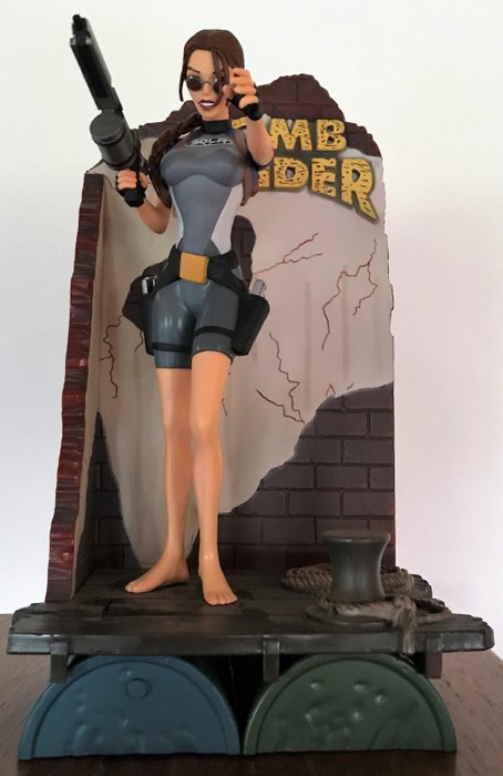 Lara Croft Tomb Raider Wet Suit 1/4 Unpainted Statue Figure Model Resin Kit 