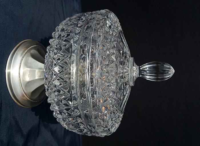Centrepiece - bon-bon bowl - crystal and silver