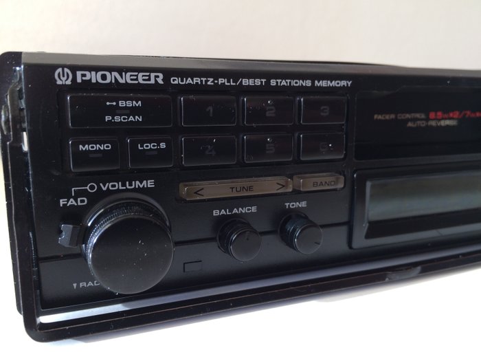Pioneer KE-3060 stereo radio-cassette 1989