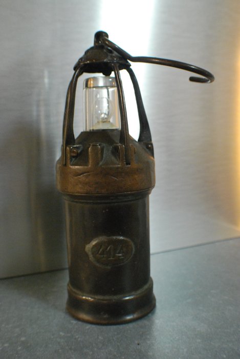 Miner lamp 1900-1630 numbered 414