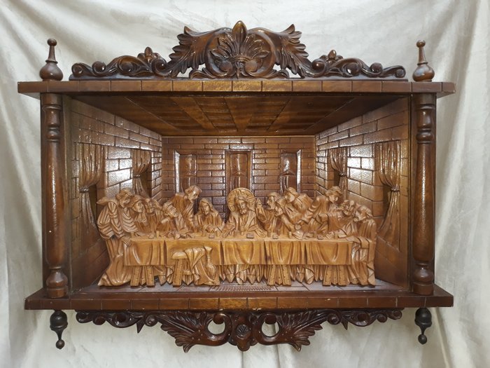 Large wood carving "the last supper" to Leonardo da Vinci, Italy, 64 X 82 X 11 cm.