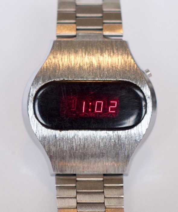 Timex - Red LED LCD Quartz - Unisex - 1970-1979