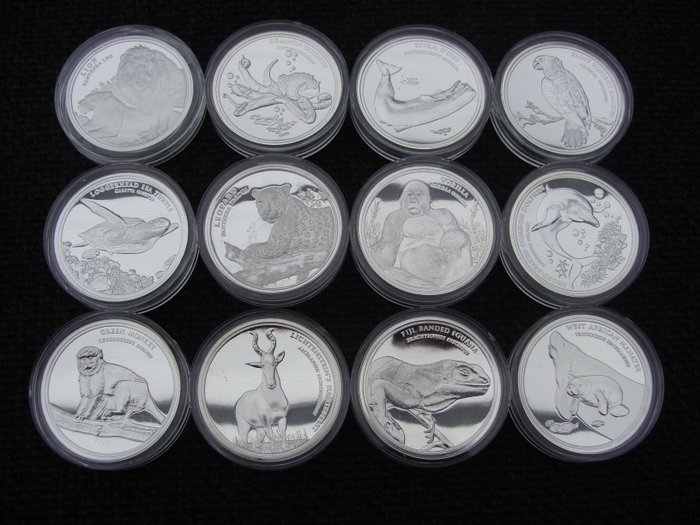 World - Silver-plated coins animals '50 years Conservation of Endangered Wildlife' (12 pieces)
