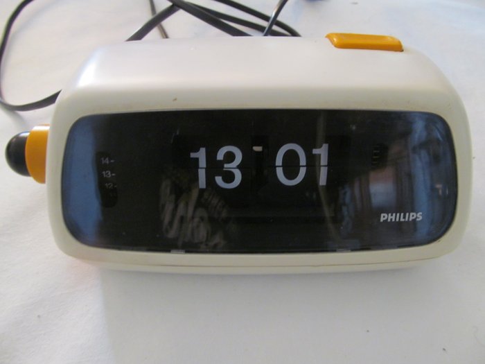 Philips -  Flip klok  HR 5271  