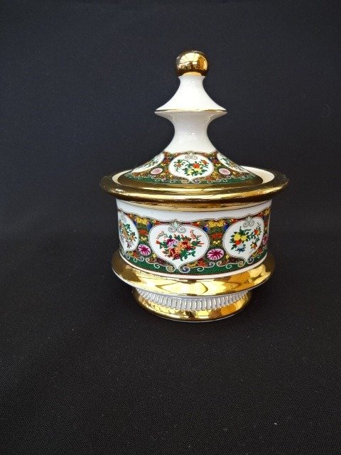 Fancy - Florentine porcelain Italian bonbonnière with gold leaf - Handmade