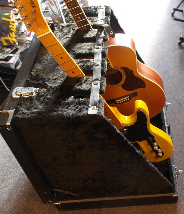 Catfish - Catfish Gitaarstandaard voor maximaal 6 gitaren, op te bergen als koffer -  - Elektrische gitaar