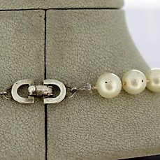 Christian Dior - Pearl necklace with silver clasp, c.1990's - Catawiki