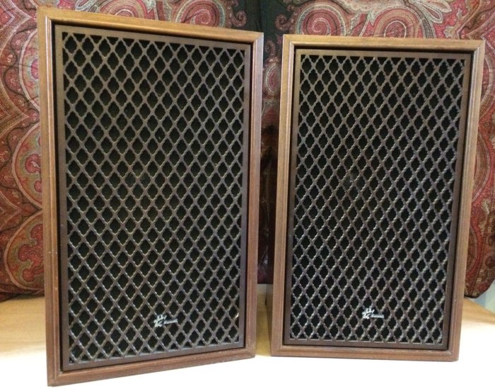 Pair of Sansui SP70 speakers