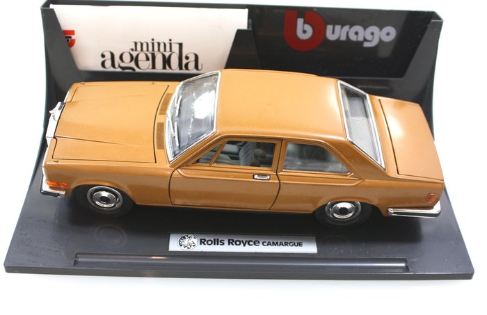 Bburago - Scale 1/18 - Lot with 8 Models: Jaguar E, Lancia B24 ...