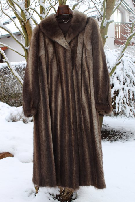 German Furrier Muskrat Fur Coat, New Muskrat Fur Coat Vintage