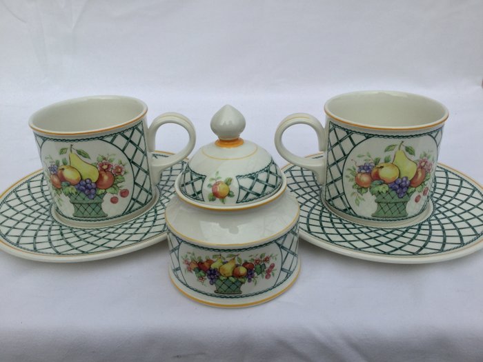 Villeroy & Boch, Basket, two large cups with saucers and sugar bowl