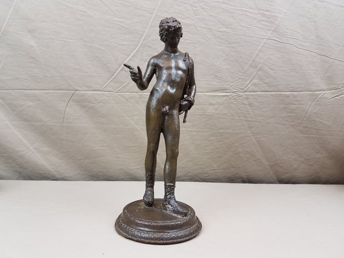 Bronze sculpture of Narcissus after antique example - circa 1900
