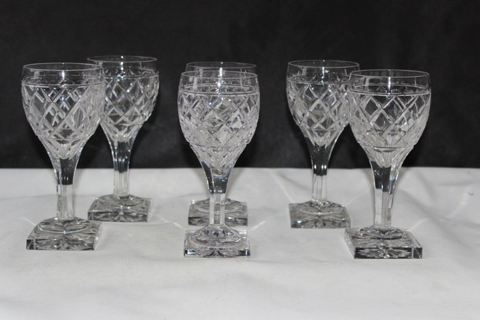 Val Saint Lambert, set of 6 crystal wine glasses model St. Helene / Sainte Hélène