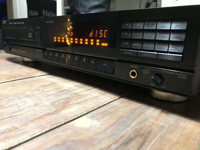 JVC XL-V550 CD player