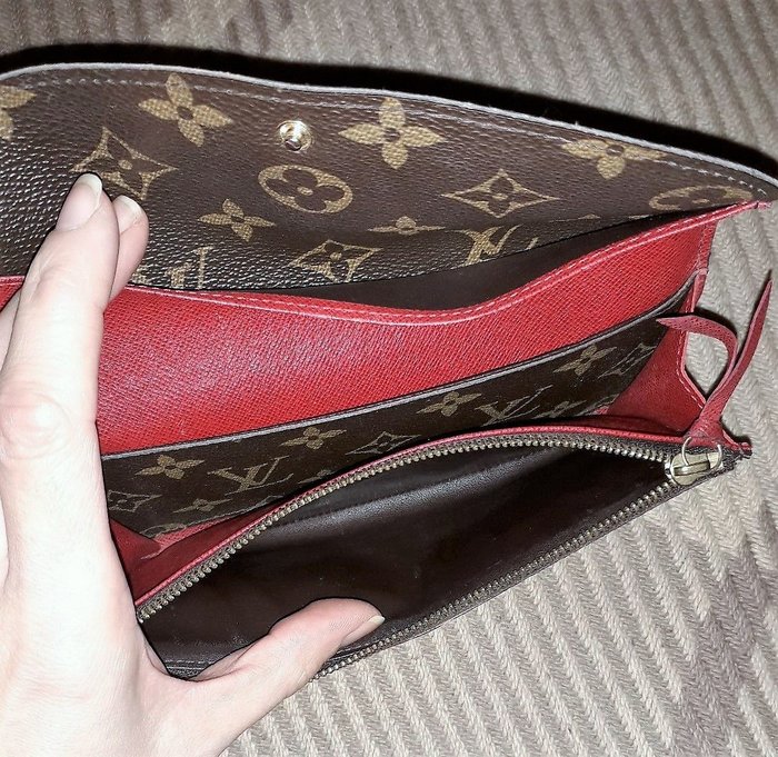 Louis Vuitton - &quot;Emilie&quot; Wallet/purse. Limited edition. RED interior. - Catawiki