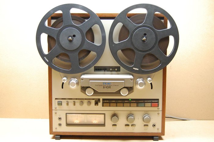 Vintage Teac X-10R with tapes 