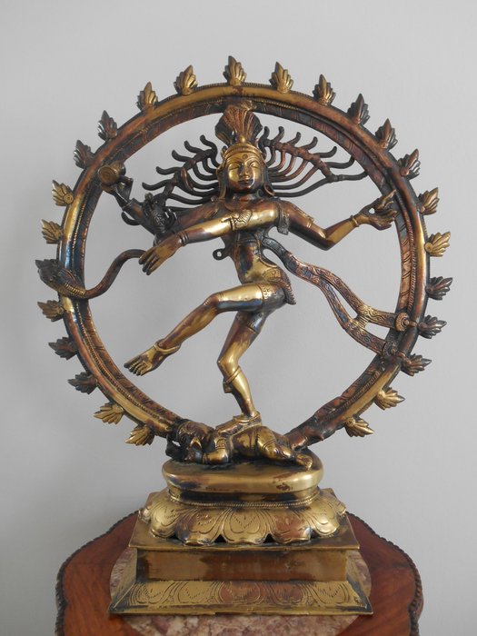 Very large bronze sculpture of Shiva Nataraja - South India - mid 20th century