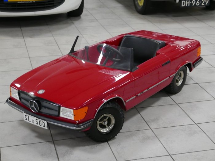 Modele/ Jucării - Mercedes Mini 500SL Lorinser - 1982 (1 articole) 