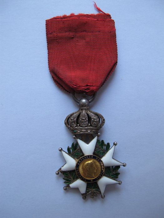 Original Croix de Chevalier de la Légion d'Honneur from the 2nd Empire (1852-1870) - France' highest decoration, created by Napoléon I