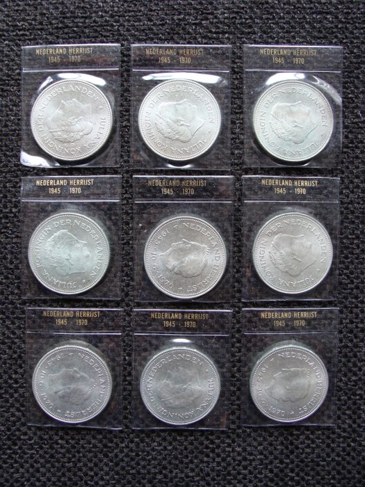 Nederländerna -  10 Gulden 1970 'Nederland Herrijst 1945-1970' (9 stuks) in plastic hoesje - Silver