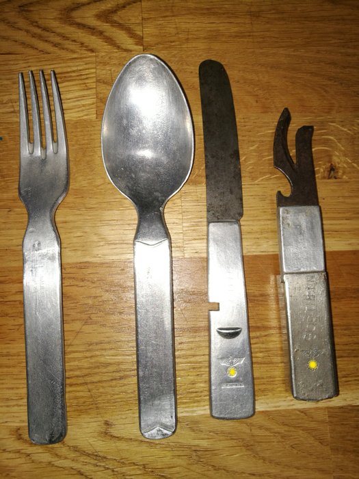Set of nestable German cutlery mle regulatory ww2 dated w.a.l 43