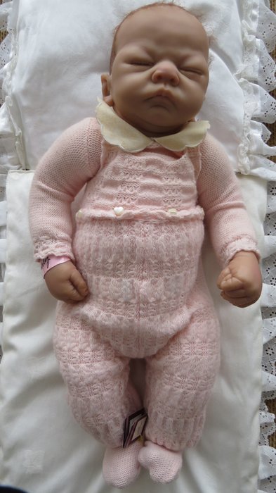 Baby doll Emily - Ashton-Drake - The Netherlands