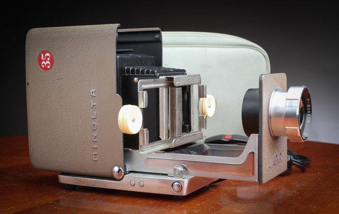 Vintage Slide Projector MINOLTA 