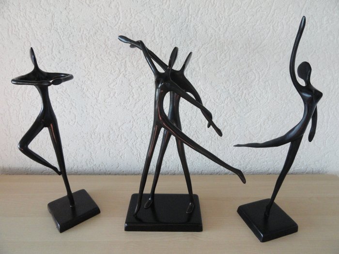 Bodrul Khalique - IKEA - Skulptur - 3