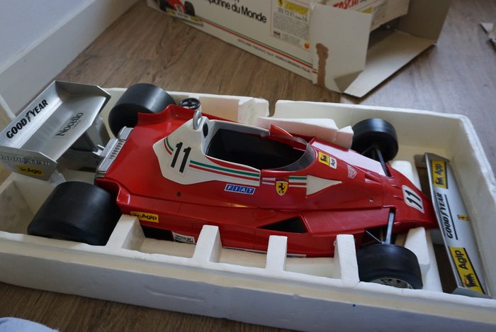 Toschi - 1:6 - Ferrari 312 T2  #11 1976 - Niki Lauda