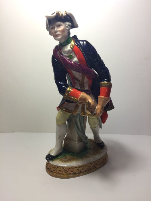 Capodimonte - Soldier offizier 1740 - Statua - Ceramic - Catawiki