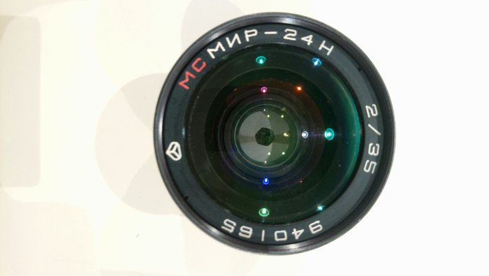 MC Mir-24H 35mm f2.0 (Nikon F)