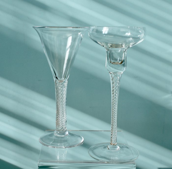 Royal Leerdam glasfabrieken - - slingerglas en kandelaar
