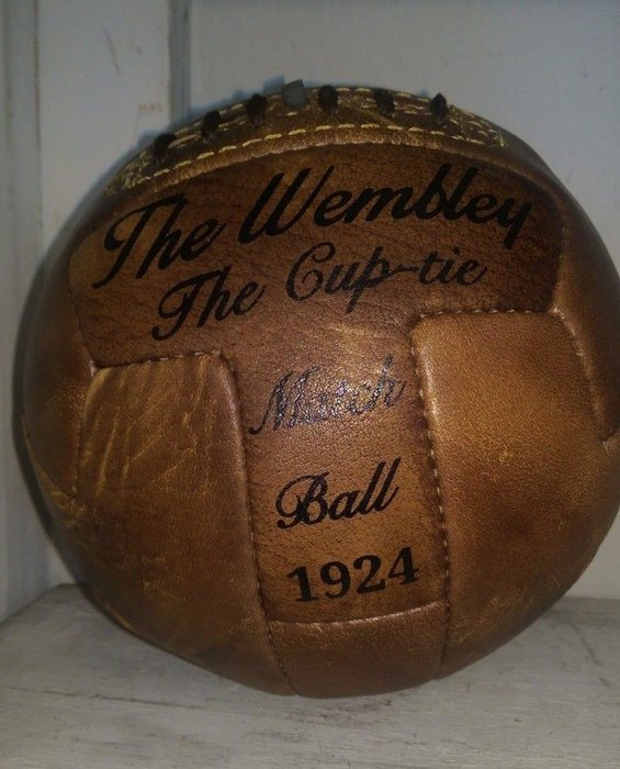 Wembley Trophy retro football soccer ball 