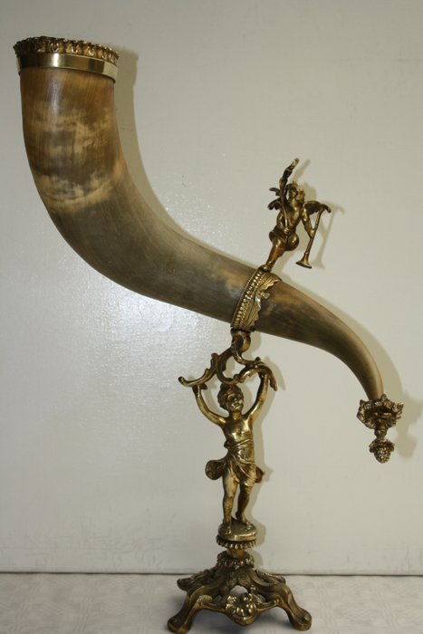 Horn de multe - 1 - bronz și corn - 1900-1924
